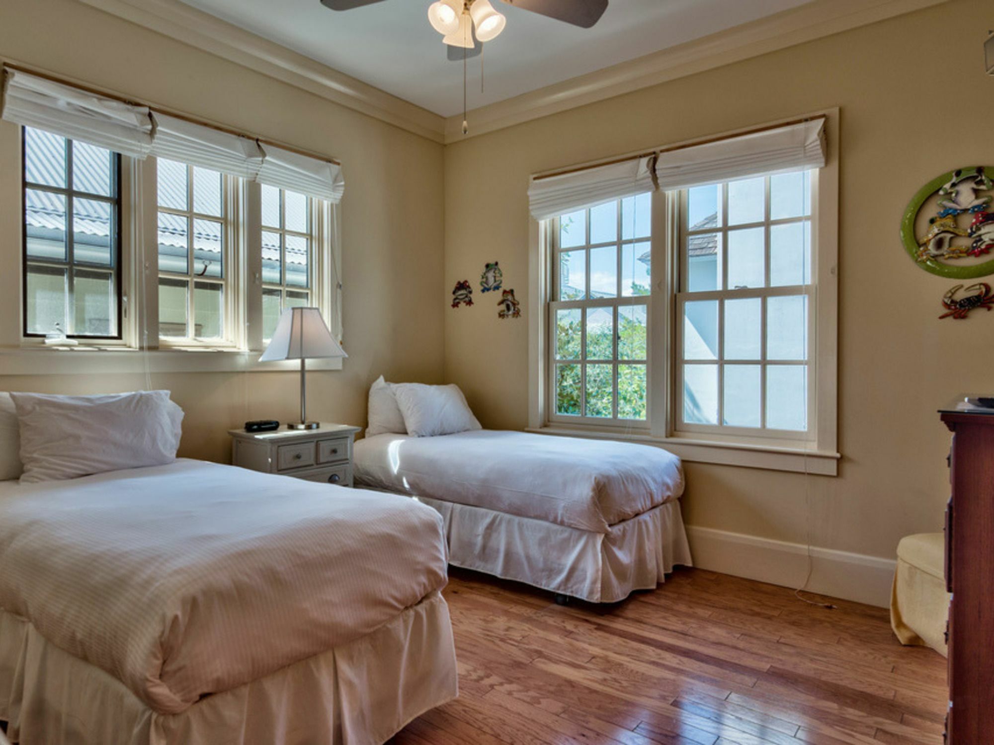 Apartment Big Thyme Main House By Redawning *